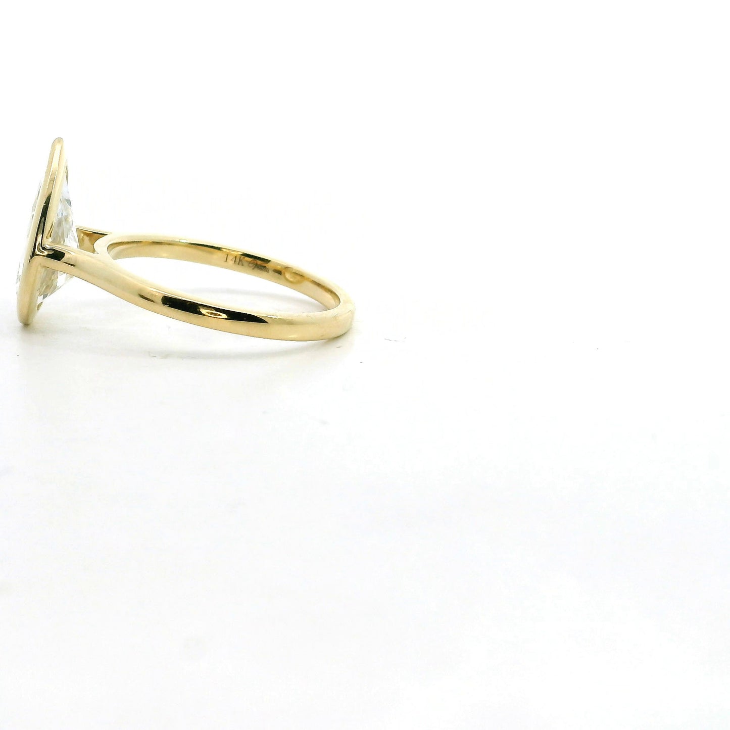 Lab Grown Diamond Engagement Ring