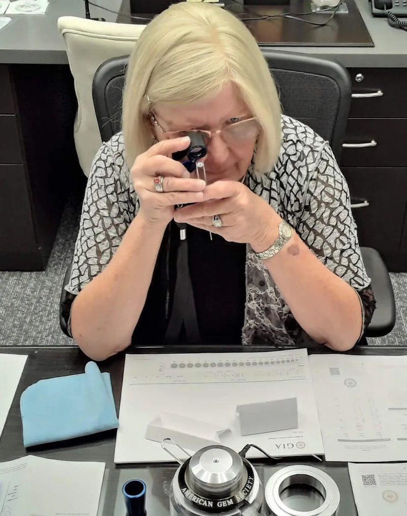 DIANE – GEMOLOGIST