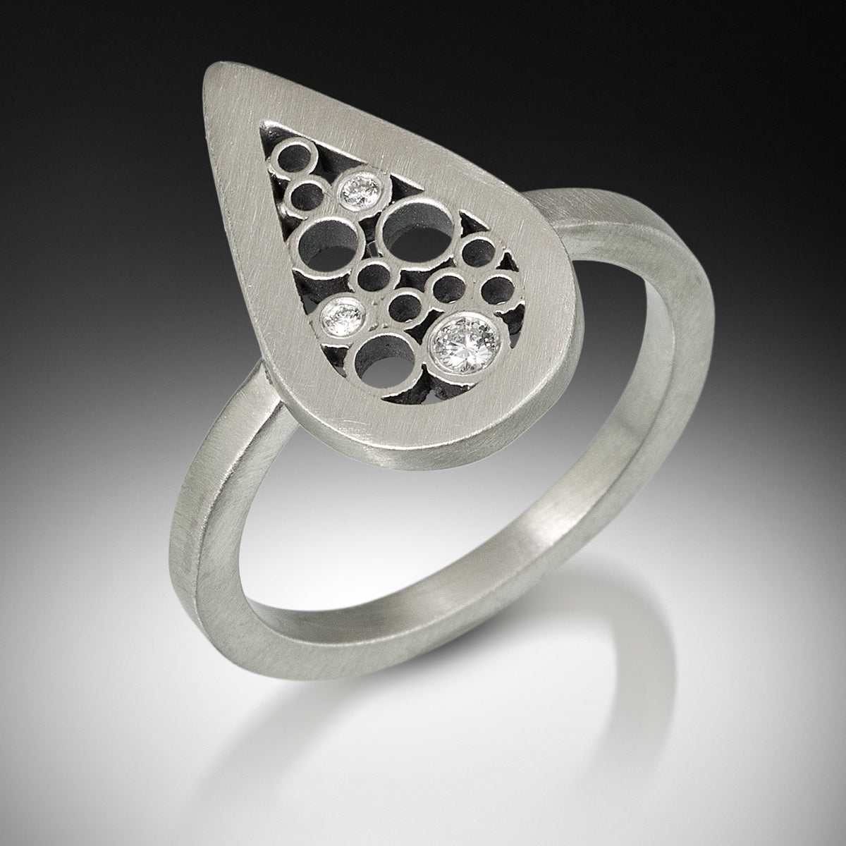 18K Yellow Gold Ring